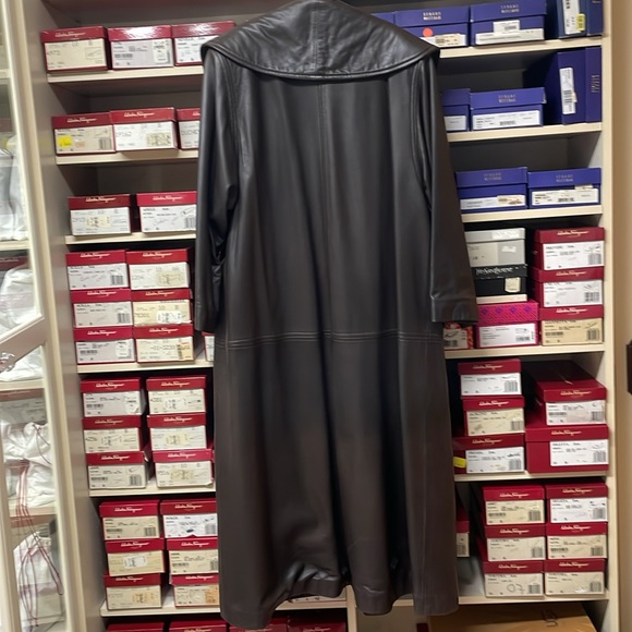 Vintage Christian Dior full length leather coat - Picture 2 of 8